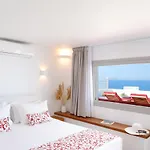 O Lofos Luxury Boutique