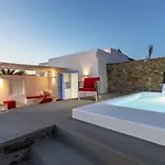 O Lofos Luxury Boutique